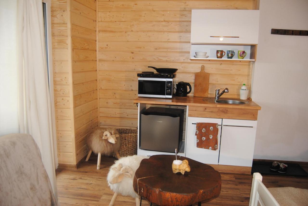 Apartamento Miedzy Owcami Sromowce Wyzne Exterior foto